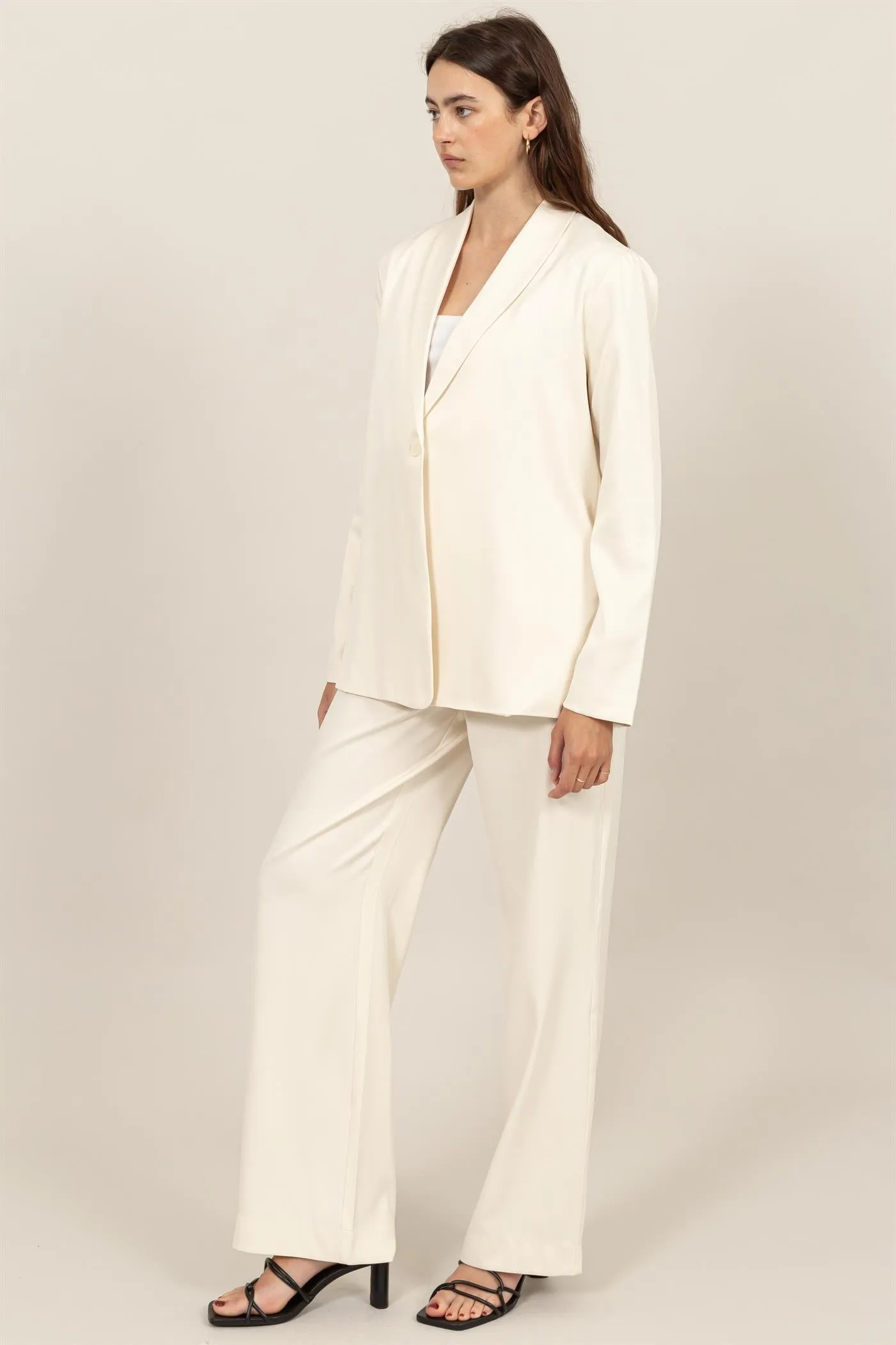 HF24E701-SET-SHOULDER PAD BLAZER WITH TROUSERS SET